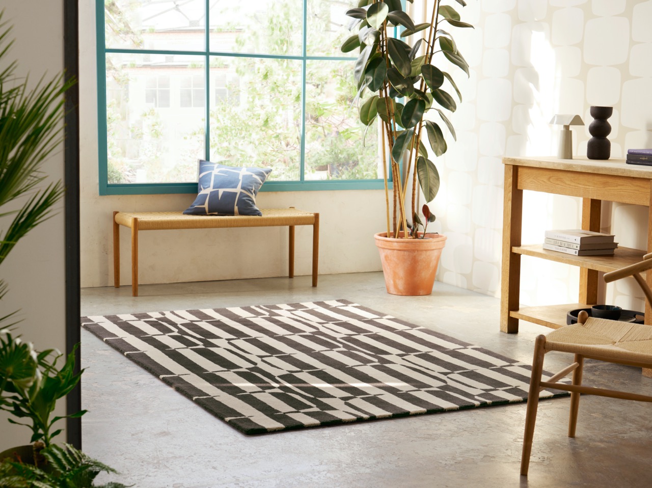 Lohko Stripe Charcoal 123105