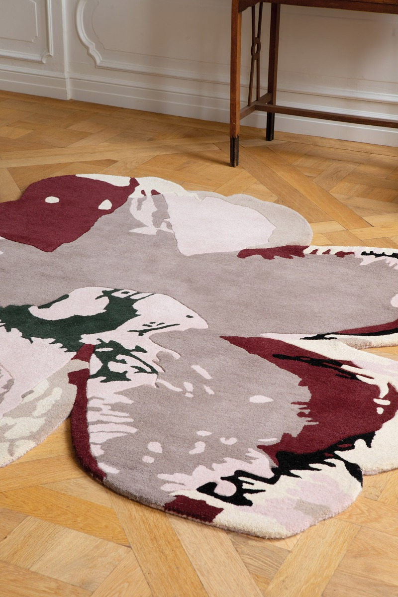 Shaped Magnolia Burgundy 162303